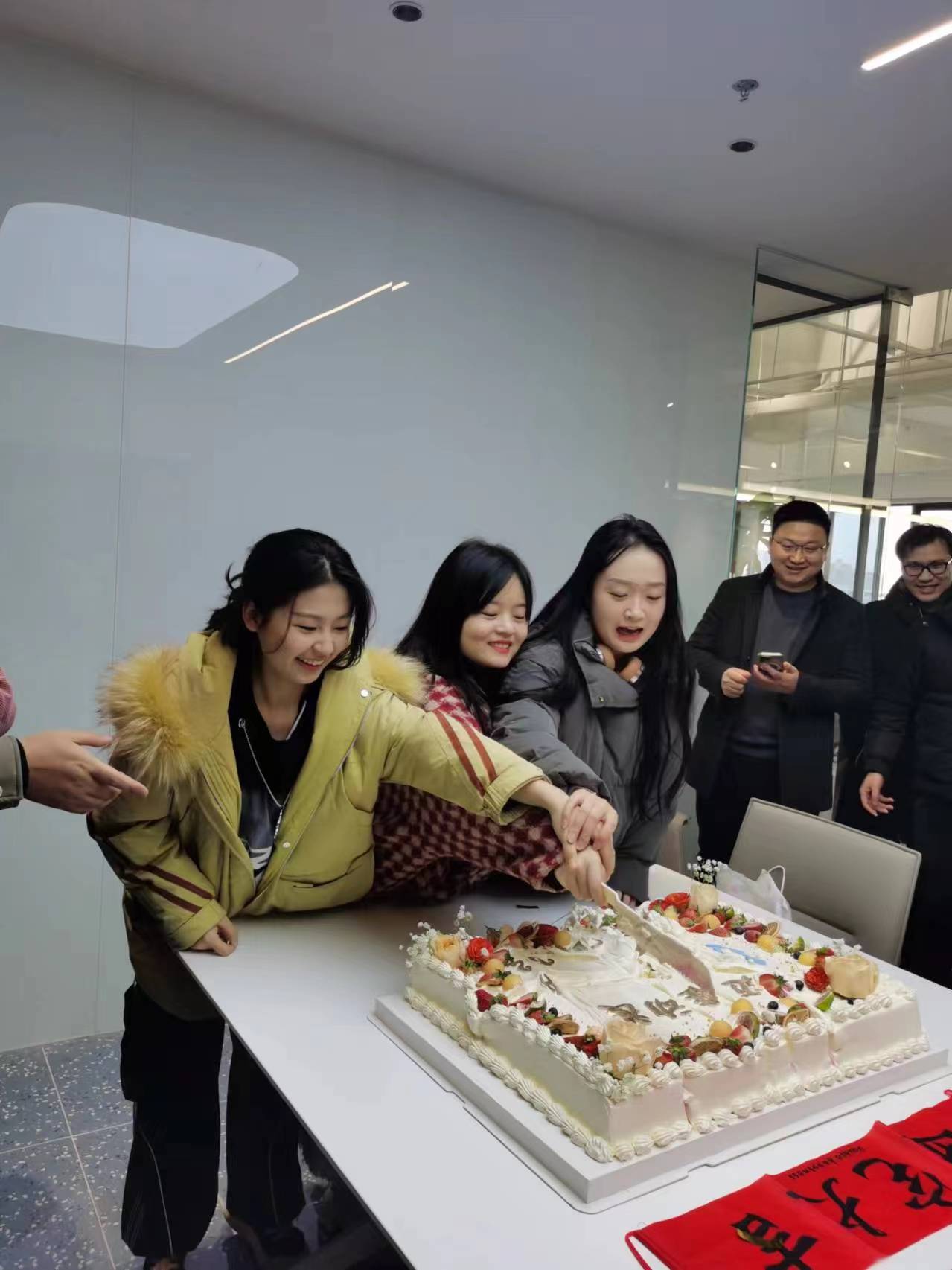 上海邁維動漫科技有限公司喜迎新年喬遷之喜：立足新起點，開啟新征程！(圖13)